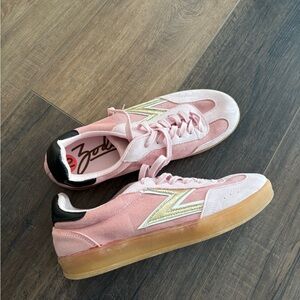 New zodiac Sansa sneaker